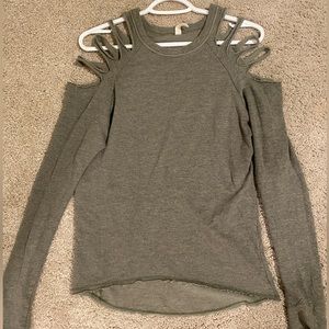 Off the shoulder long sleeve